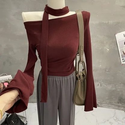 Sexy One-Shoulder Long Sleeve T-Shirt with Scarf Short Flared Sleeve Blindfolded Entry Base Shirt Tight Short Crop Top.