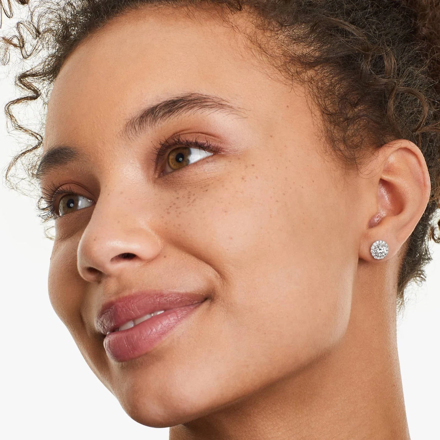 BAMOER Gold Plated Halo CZ Stud Earrings 925 Sterling Silver Hypoallergenic Classic Elegant Heart Earrings Jewellry BSE894