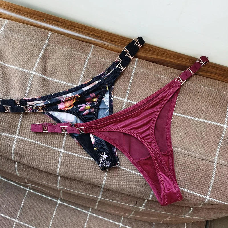 Seamless Sexy Thong Women Underwear Briefs Panties Zebra Flower Low Rise Luxury Metal Buckle G String Bikini Girls Female Panty.