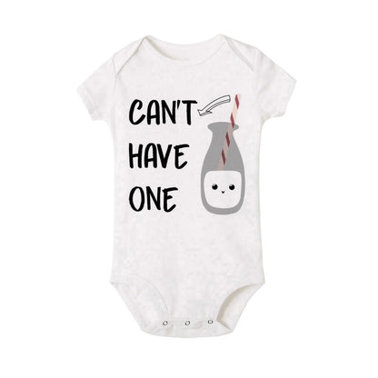 Zwillings-Body kann niemandem ohne den anderen Baby-Strampler haben. Lustiger Milch- und Keks-Zwillings-Bodysuit. Niedlicher Baby-Overall für beste Freunde