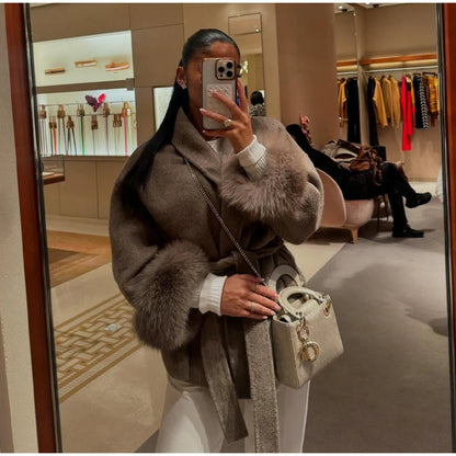 2025 Chic Revers Plüsch Mantel Mit Gürtel Frauen Vintage Feste Faux Pelz Hülse Tweed Offene Mäntel Weibliche Herbst Casual Straße outwear.