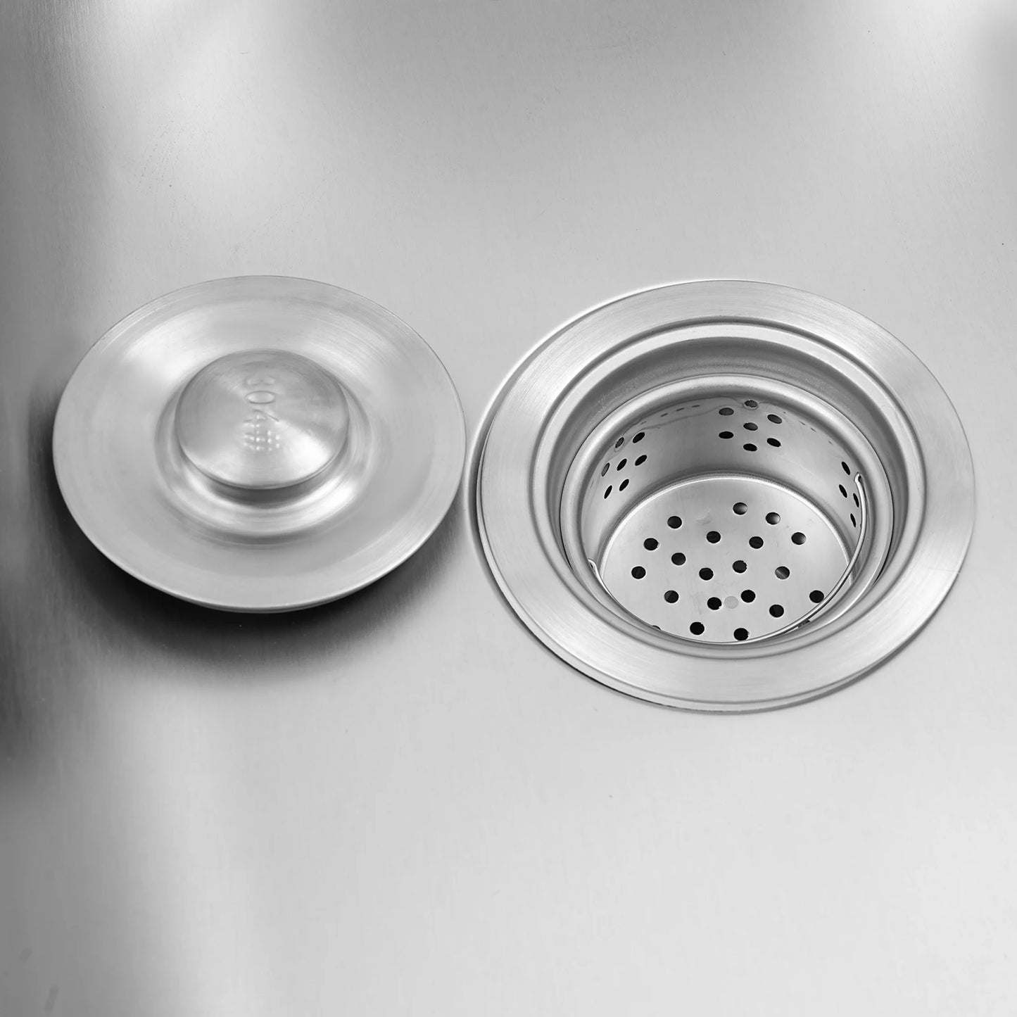 Freistehendes Küchenspülbecken mit Wasserhahn, 18,9 x 13,78 Zoll, Mehrzweckspülbecken-Set aus Edelstahl, 132 Pfund Kapazität für Zuhause, Wäsche, Garage