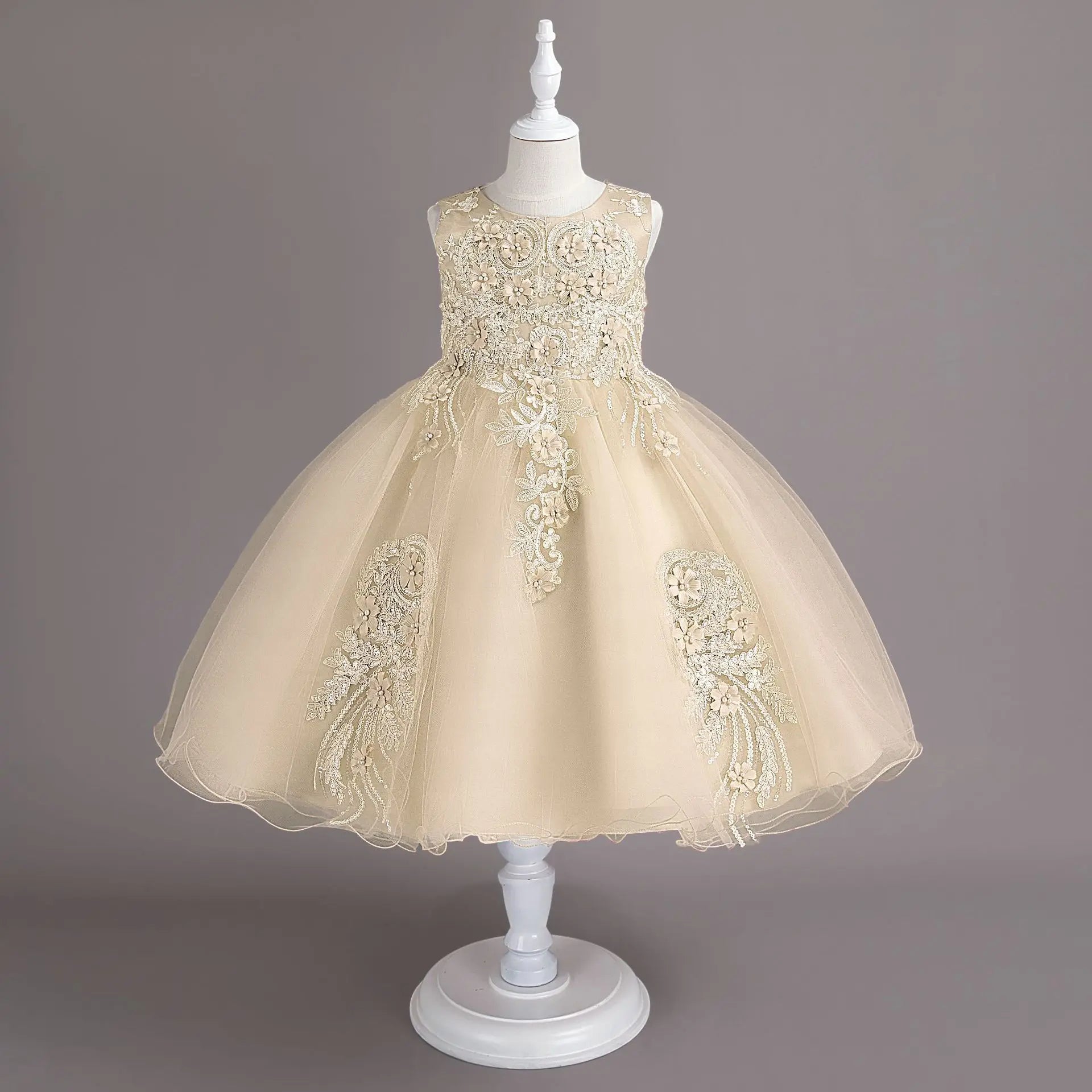 Neue Kinder kleid Spitze Blume Hochzeits kleid weibliche Klavier Performance Kleid Halloween Leistung kurze Mädchen Kleidung.