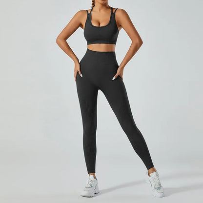 In-stock Women's Yoga Suit Five-piece Set Seamless Fitness Wear For Running Sports Top Leggings From Mainland China.