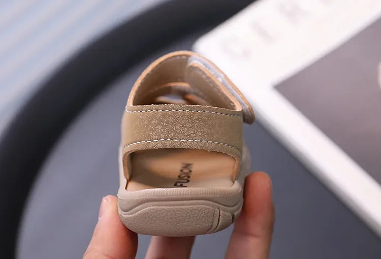 Children's Sandals Anti-kick Summer Shoes for Boy Solid Color Causal Kids Fashion Girls Walking Beach Sandals Non-slip Hook Loop.