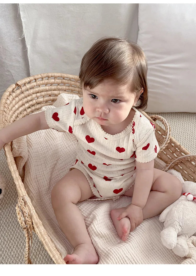 0-24M Baumwolle Baby Mädchen Strampler Herz Druck Nette Prinzessin Body Sommer Neugeborenen Kind Baby Kleidung Kurzarm outfit.