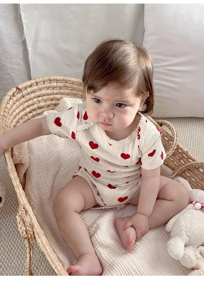 0-24M Baumwolle Baby Mädchen Strampler Herz Druck Nette Prinzessin Body Sommer Neugeborenen Kind Baby Kleidung Kurzarm outfit.