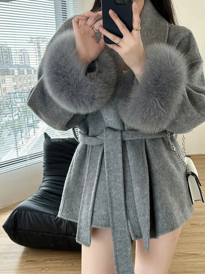 Mode Woolen Jacke mit gürtel Frauen Mantel 2025, Neue Herbst Winter Temperament Lose Strickjacke Weibliche Outwear.