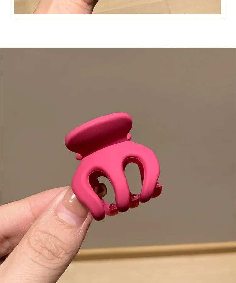 Set of 8 Plastic Hair Clip Large Hair Accessories Simple Hairpin Thin Hair Styling Tools for Women.