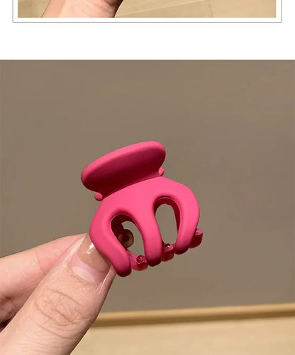 Set of 8 Plastic Hair Clip Large Hair Accessories Simple Hairpin Thin Hair Styling Tools for Women.