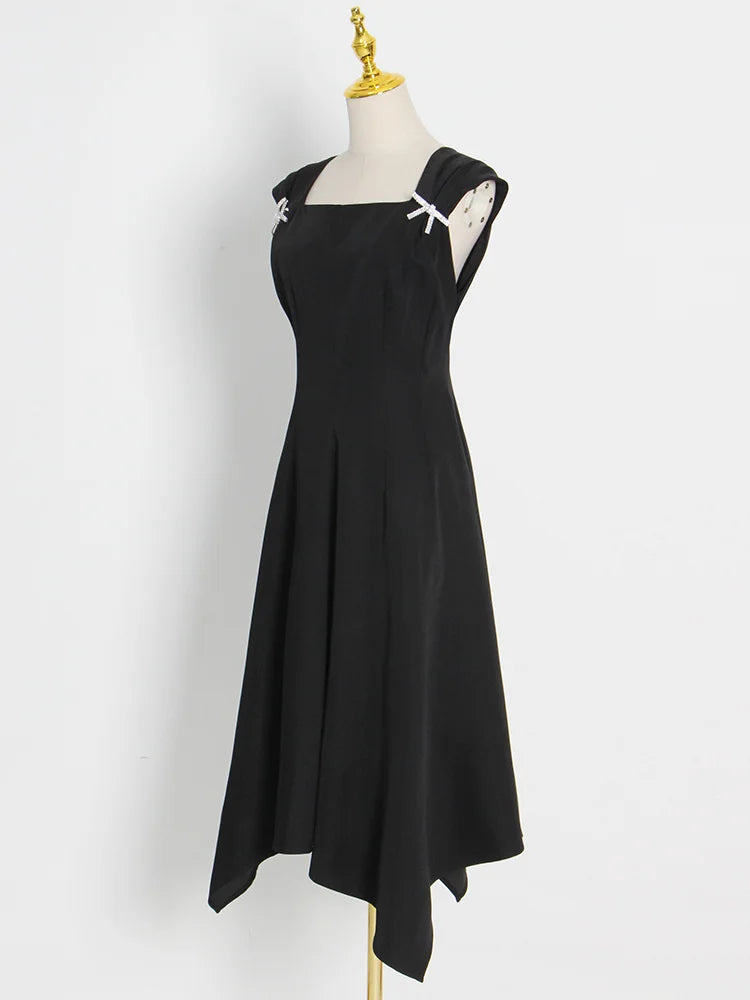 TWOTWINSTYLE Elegante Schwarz Kleid Für Frauen Quadrat Kragen Ärmellose Hohe Taille Solide Patchwork Bowknot Midi Kleider Weiblichen Stil.