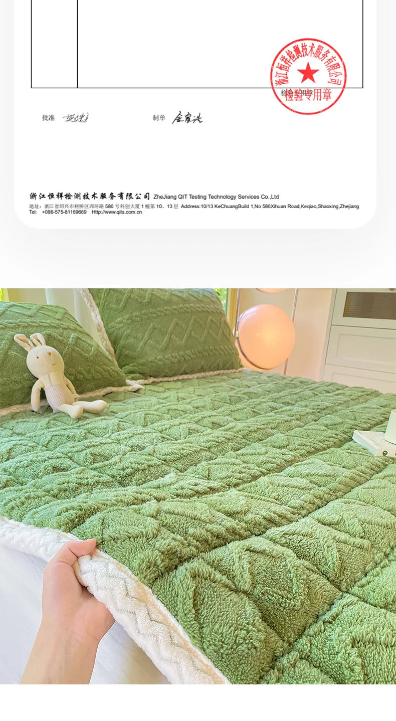 Winter Taft Velvet Mattress Topper Pad Fleece Bedspread Fold Non-slip Thin Tatami Mat Student Dormitory Bed Sheet Mattress Cover.