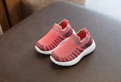 Kids Knitted Casual Shoes Sneakers for Boys Girls Slip-on Antislip Breathable Running Sports Shoes 2-8 Years Children Zapatos.