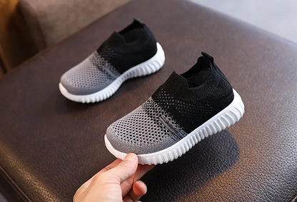 Kids Shoes Multicolor Knitted Toddler Baby Sneakers Casual Slip On Sneakers Children Shoes Kid Girls Boys Sports Shoes.