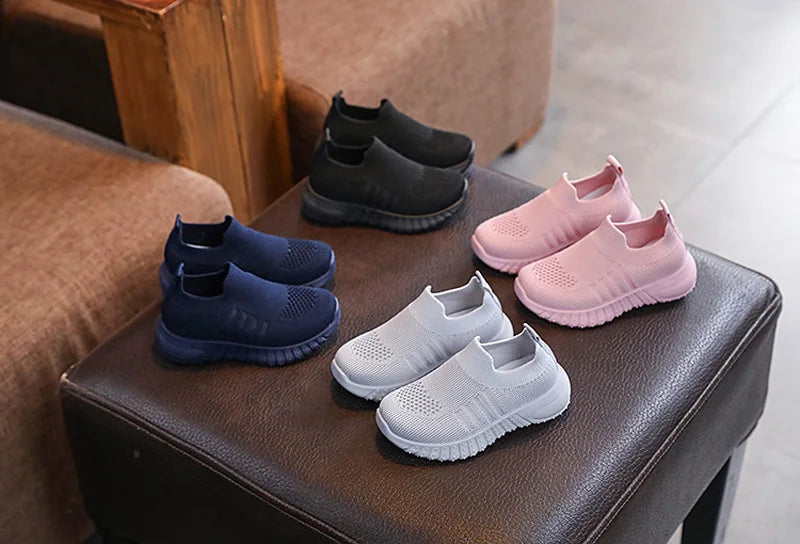 Children Shoes Spring Summer Kids Sneakers Soft Breathable Mesh For Boys Slip-on Casual Shoes Anti-Slip Walking Baby Girls Shoes.