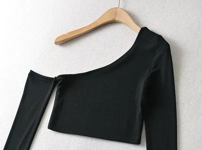 Women's One Shoulder Long Sleeved Crop Top
