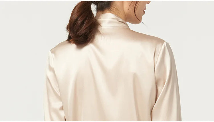 Heavyweight Mulberry Silk Shirt Women's 2025 Spring And Autumn New Long Sleeve Satin Silk Blouse V-neck Bow Ribbon Shirt