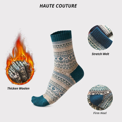HSS Brand 5 Pairs Winter Men's Socks Thicken Sheep's Wool Socks Warm Men Retro Style Colorful Fashion Man Socks For Snow boots.