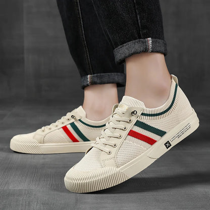 New Men's Breathable Comfortable Indoor Training Shoes with Soft Lightweight Sneakers Mesh Fashionable Minimalist Running Shoes.