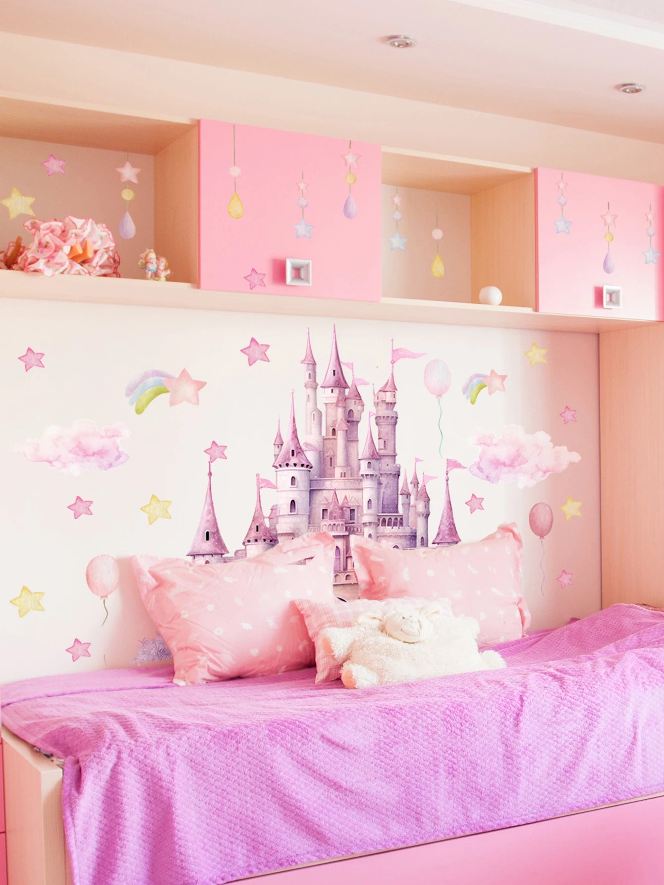 2sheet/set Pink Castle Wall Decals,  Clouds Stars Wall Stickers, Balloon Wall Decor for Kids Girls Bedroom Nursery Home.