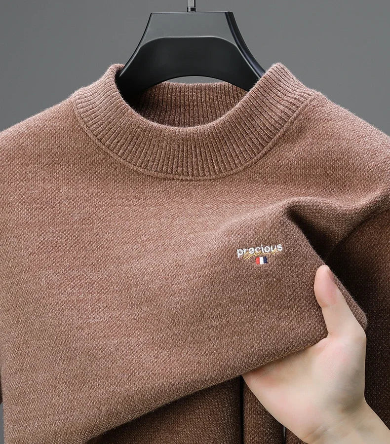 Luxury high-end round neck sweater men's winter trend brand embroidered Korean version casual plush warm thick knitted pullover.