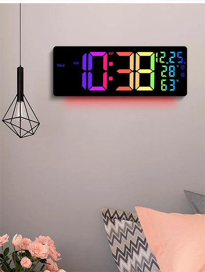 17-Zoll großer digitaler Wecker mit 11 Farben und dynamischem RGB-Display, RGB-LED-Wanduhr mit Farbwechsel/Doppelalarm/Raumdekoration