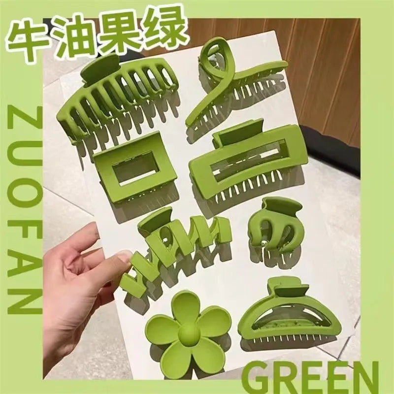 Set of 8 Plastic Hair Clip Large Hair Accessories Simple Hairpin Thin Hair Styling Tools for Women.