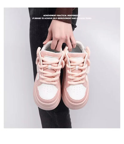 Autumn New Thick Soled Pink Women's Shoes, Wide Toe Versatile Casual Shoes, Round Toe Height Increasing Fashionable Board Shoes.
