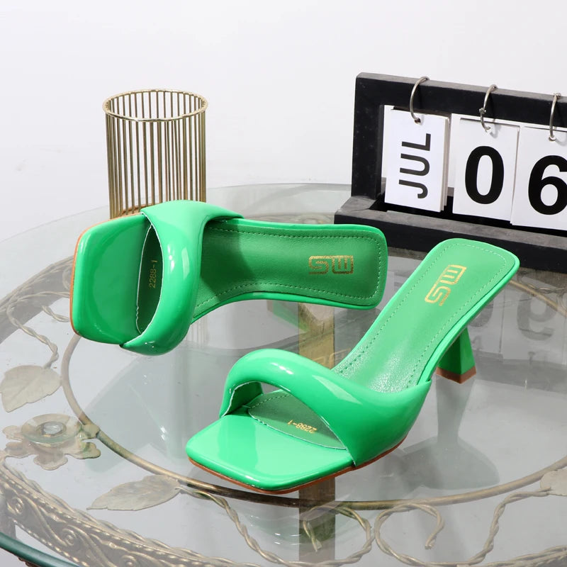 High heeled slippers 2025 Summer wear open-toed Women's sandals with thin heels 7CM Sexy red high heels Banquet shoes.