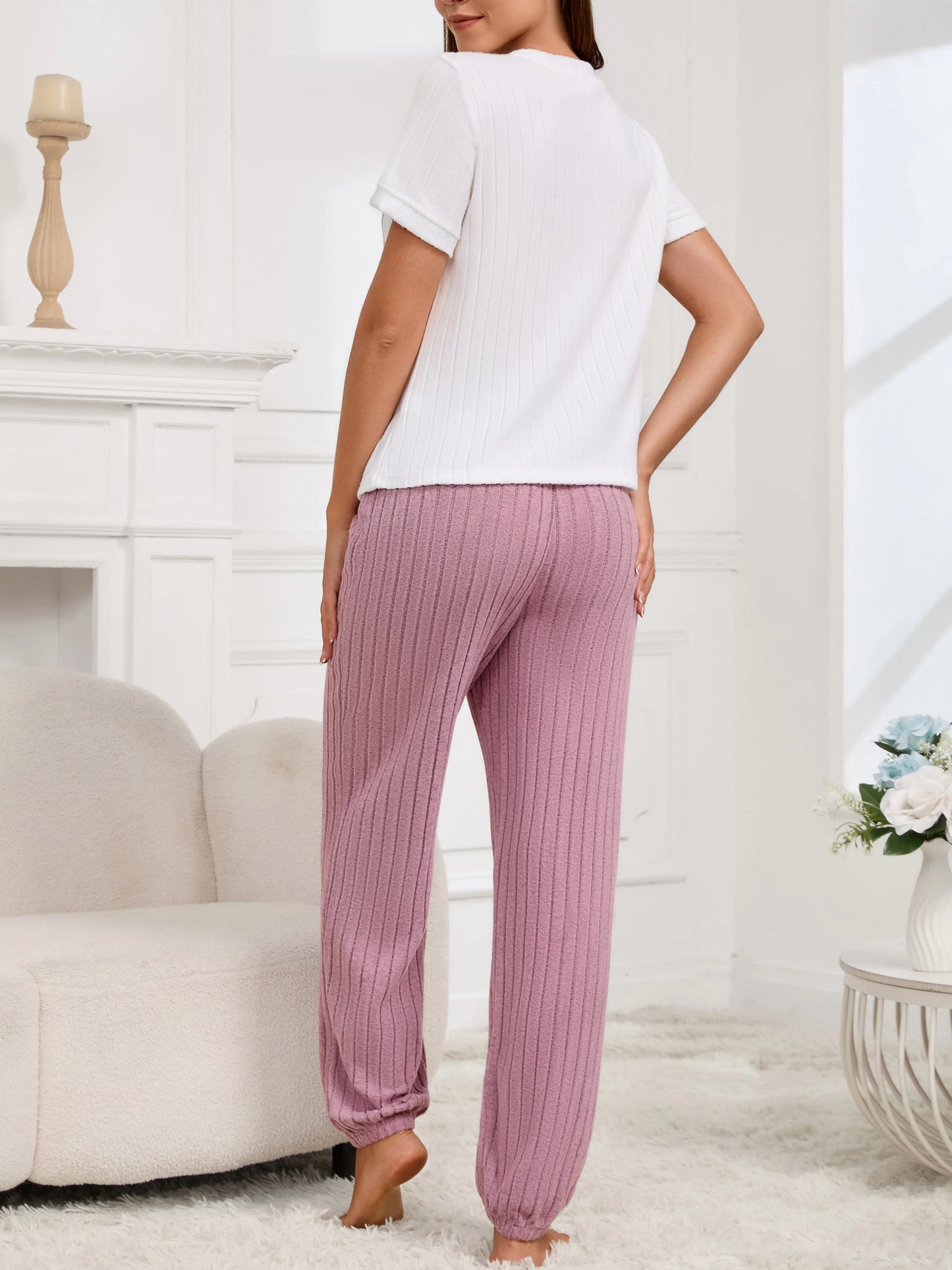 Damen-Pyjama-Set im neuen Stil, Herzmuster, kurzärmeliges Hemd, Hose, zweiteilig, einfach und schön, lässige Heimkleidung.