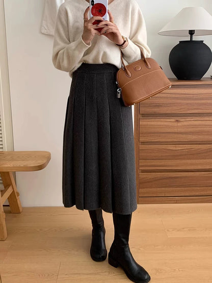 Thick Hepburn Style Woolen Pleated Skirt High Waist Slimming Casual Half Skirt Women Autumn Winter Unique Long Skirt.