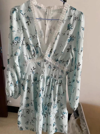 Frühling Herbst frauen Neue Kleid Temperament Süße Druck V-ausschnitt Laterne Hülse Spitze Hohe Taille Kurzes Kleid.