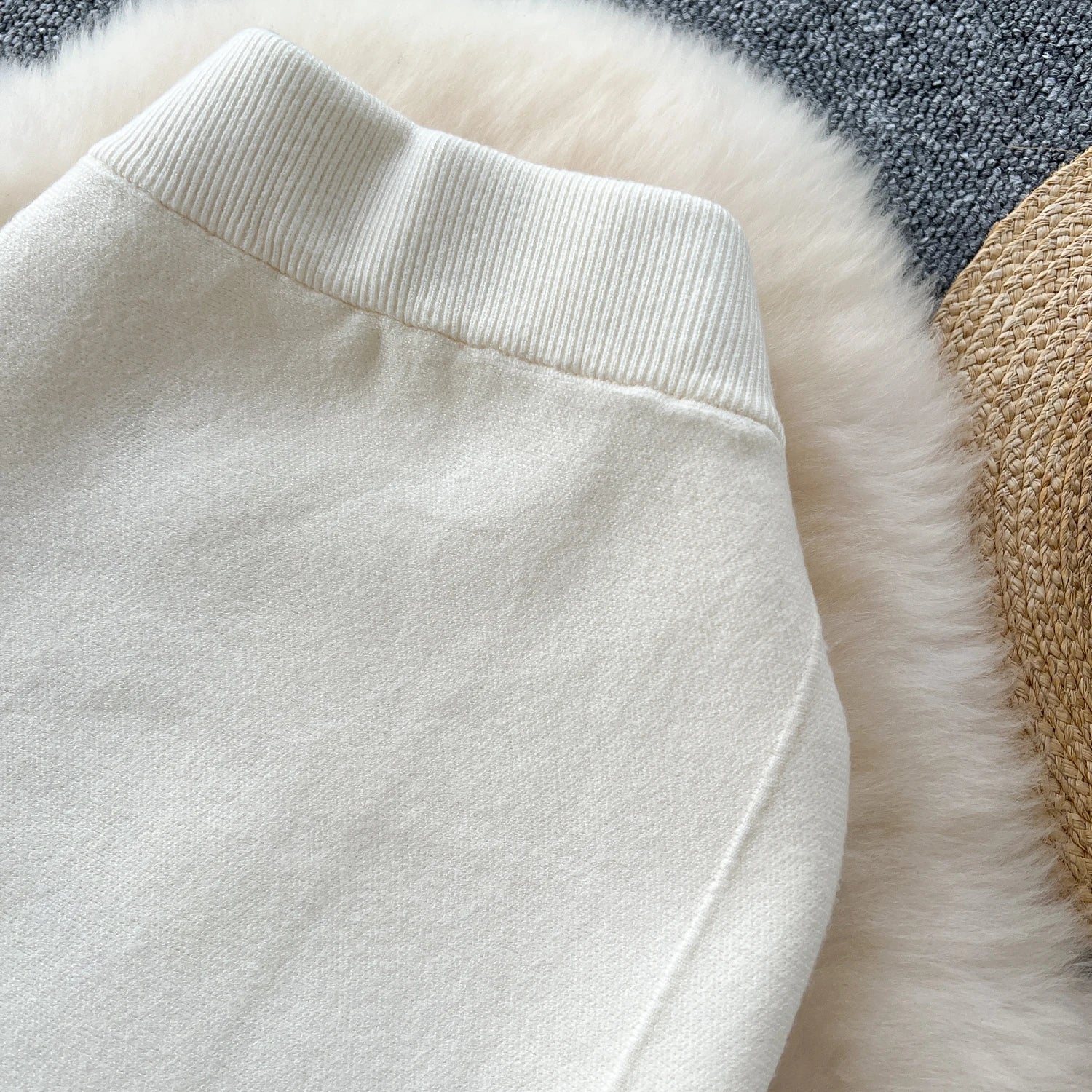 High Waisted Vintage Knitted Skirt Women Ruffled Slit Fishtail Office Midi Skirts Autumn Winter Woolen Skirt.