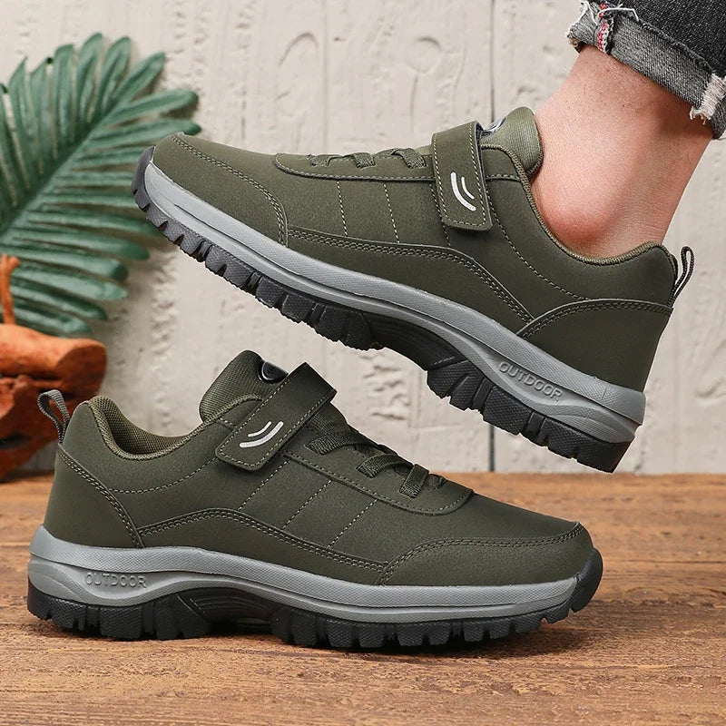 2025 New PU Running Shoes Men Women Lightweight Breathable Athletic Sneakers for Gym Training Spring Summer Fashion Casual Wear.