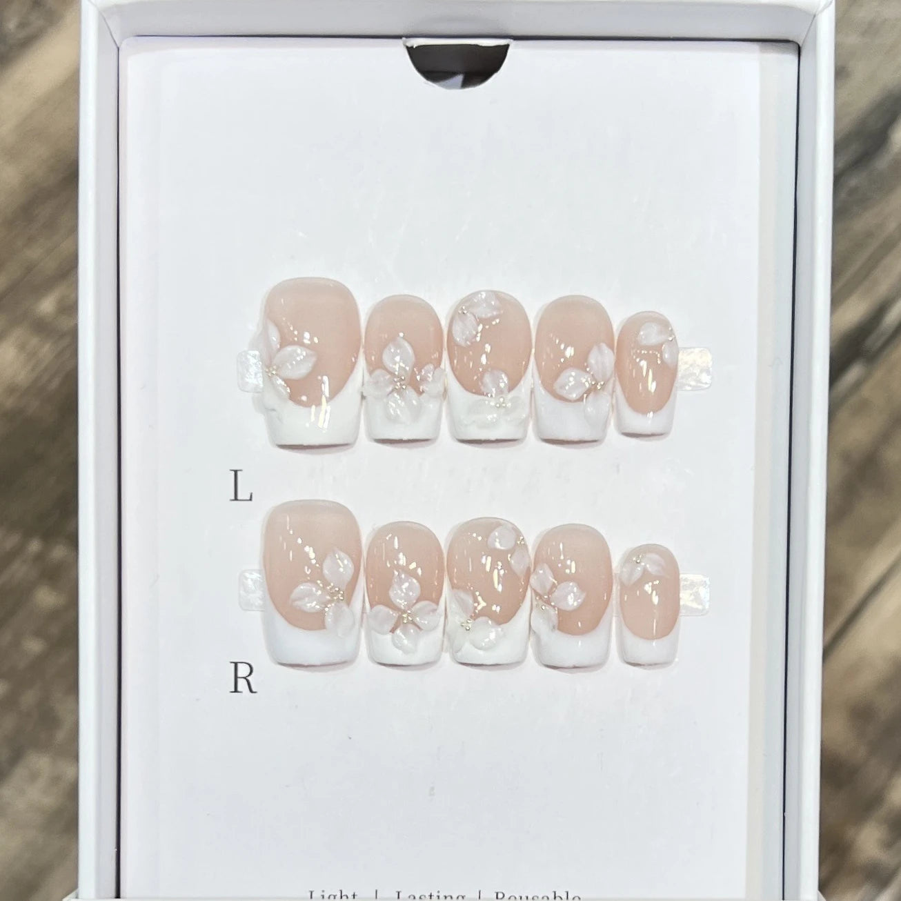 10Pcs White French Handmade Press on Nails Flower Pattern Fake Nails Wearable Stick-on Nails False Nail 네일팁 Накладные Ногти Uñas.