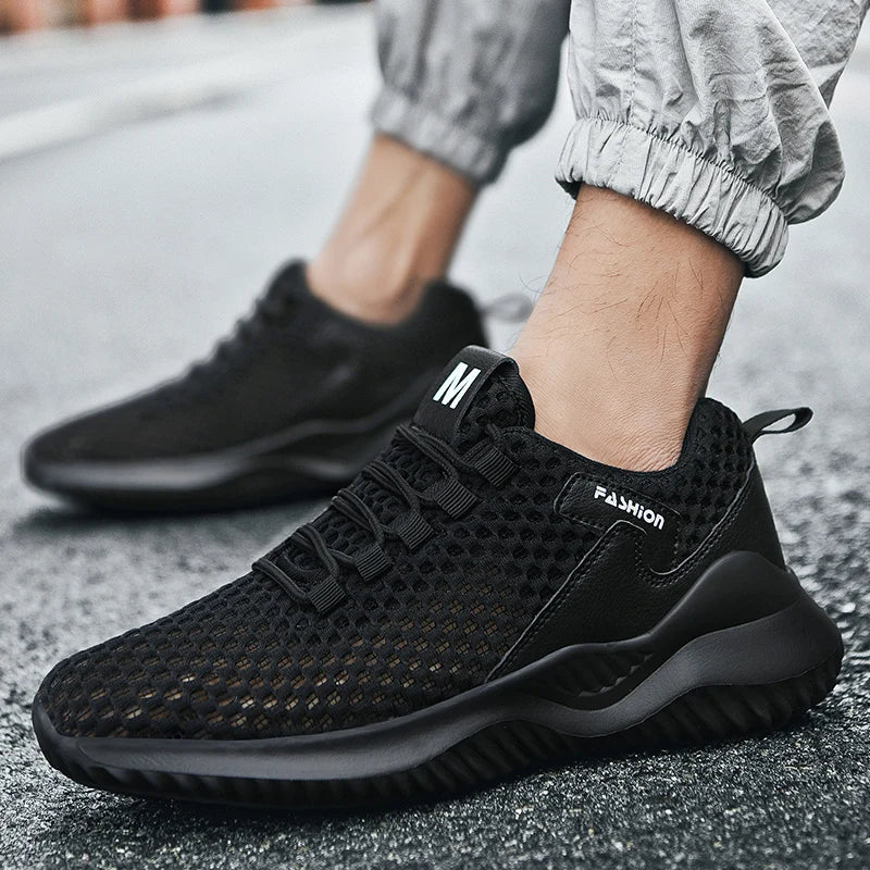 Sommer Tennis Casual Mesh Schuhe Atmungsaktive Hohl training fitness Plattform Weichen Boden Läuft Leichte Vulkanisierte Schuhe.