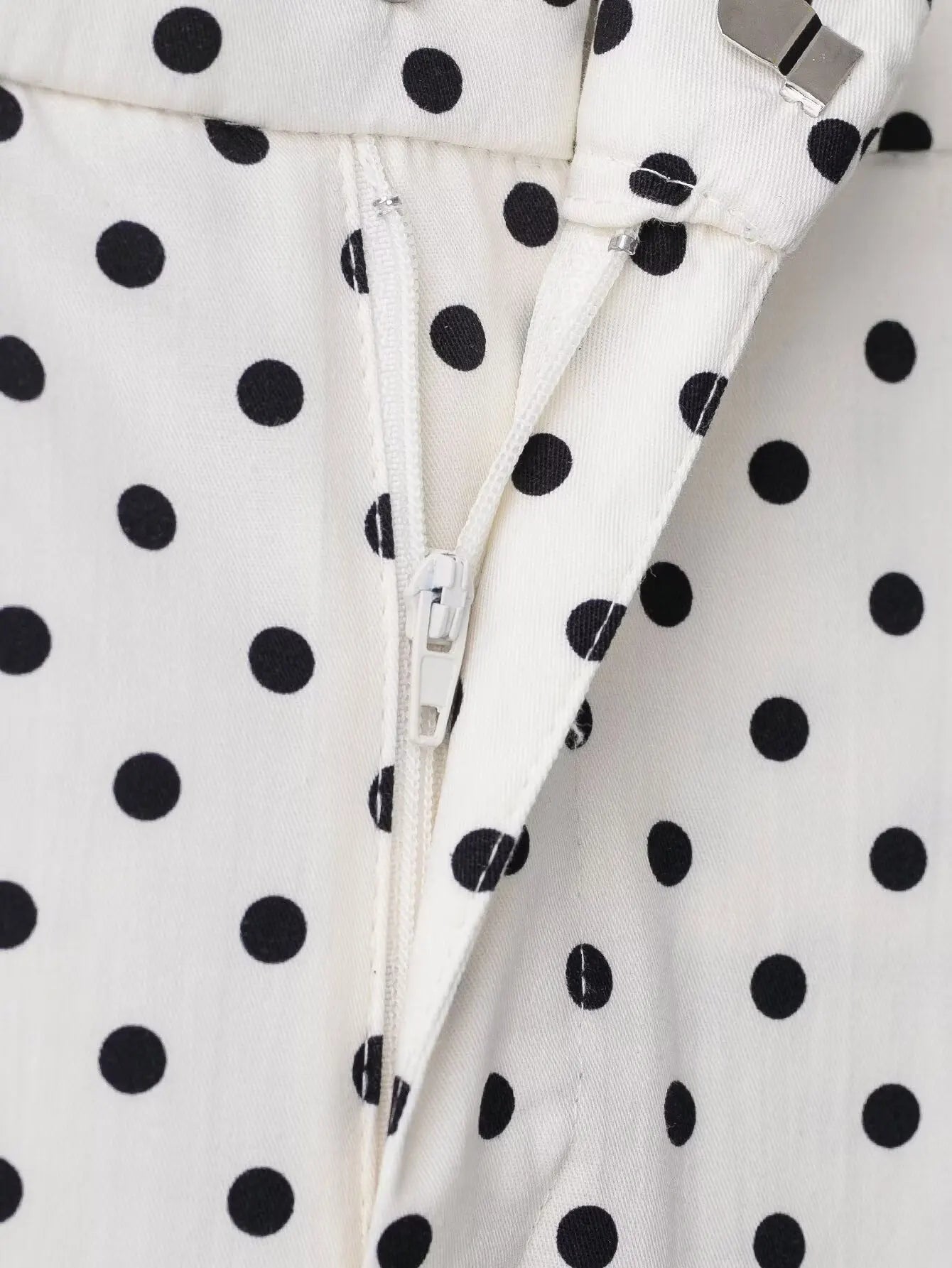 TRAFZA Herbst Polka Dot Gedruckt Jacke Für Frauen Lange Ärmel Rollkragen Zipper Mit Taschen Kordelzug Lose Vintage Mäntel