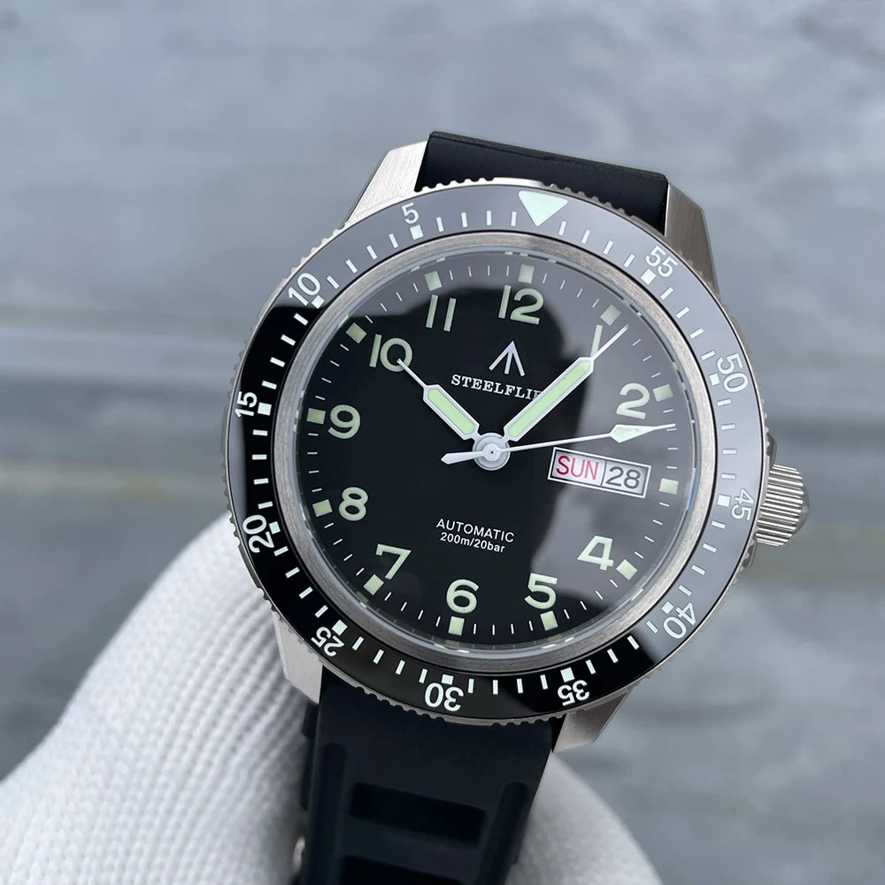 STEELFLIER Official SF787 Dive Luxury Wristwatches Double Calendar NH36 Movement Super Luminous 200M Waterproof Mechanical Watch.