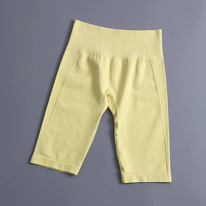 Women's High-Waisted Yoga Shorts Butt-Lifting Gym Running Shorts with Naked Sensation Workout Seamless Activewear for Training.