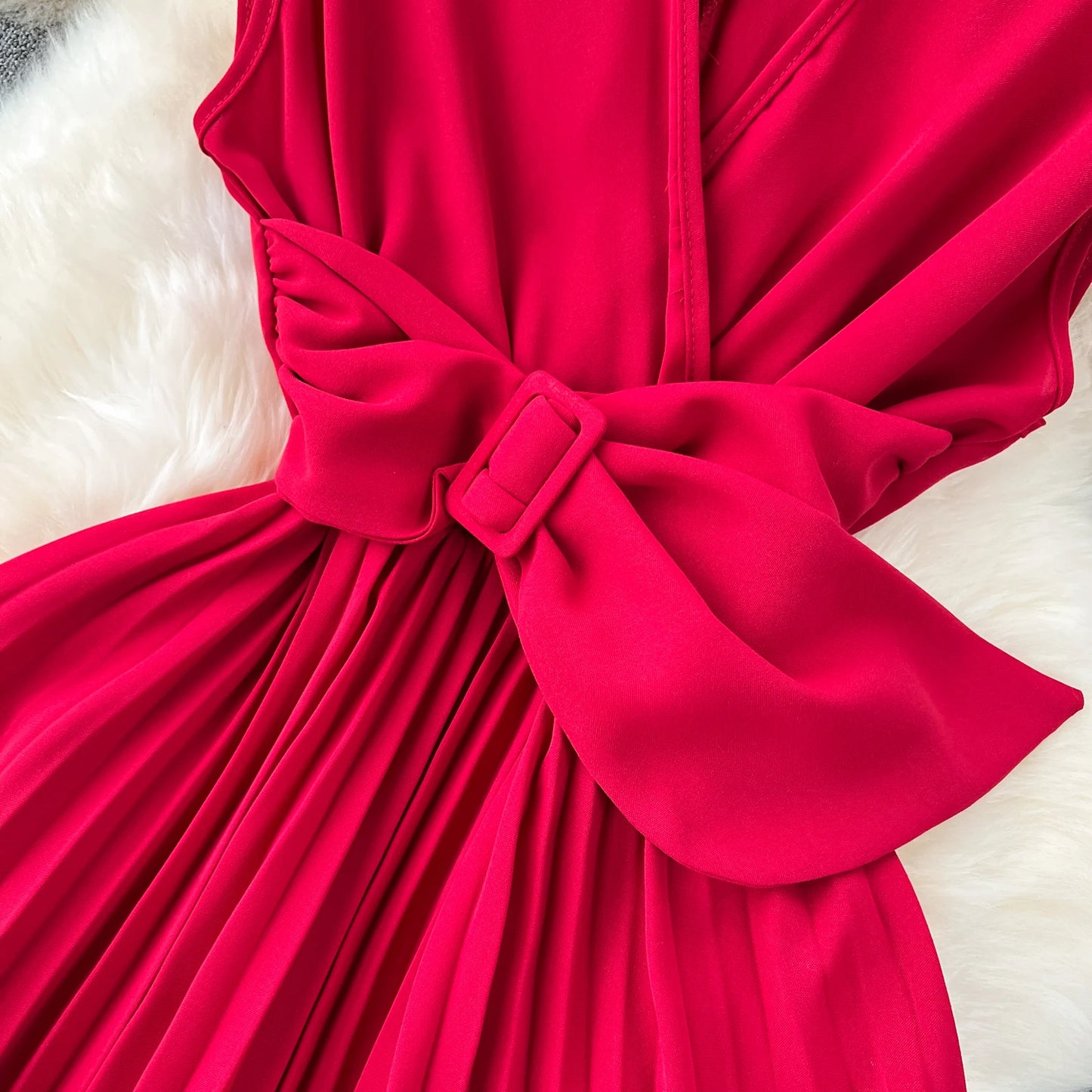 Französisch Vintage elegante Plissee Vneck Kleid A-Linie Mode Chiffon Frühling Herbst ärmellose Vestidos Frauen kleider