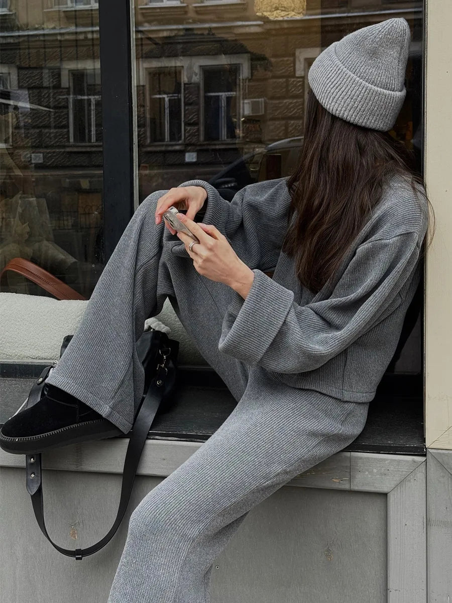 Knit Women 2 Piece Outfit Round Neck Zipper Loose Cuffs Cropped Coat For Lady Sporty Elatic Waist Autumn Female Wide Leg Pants.