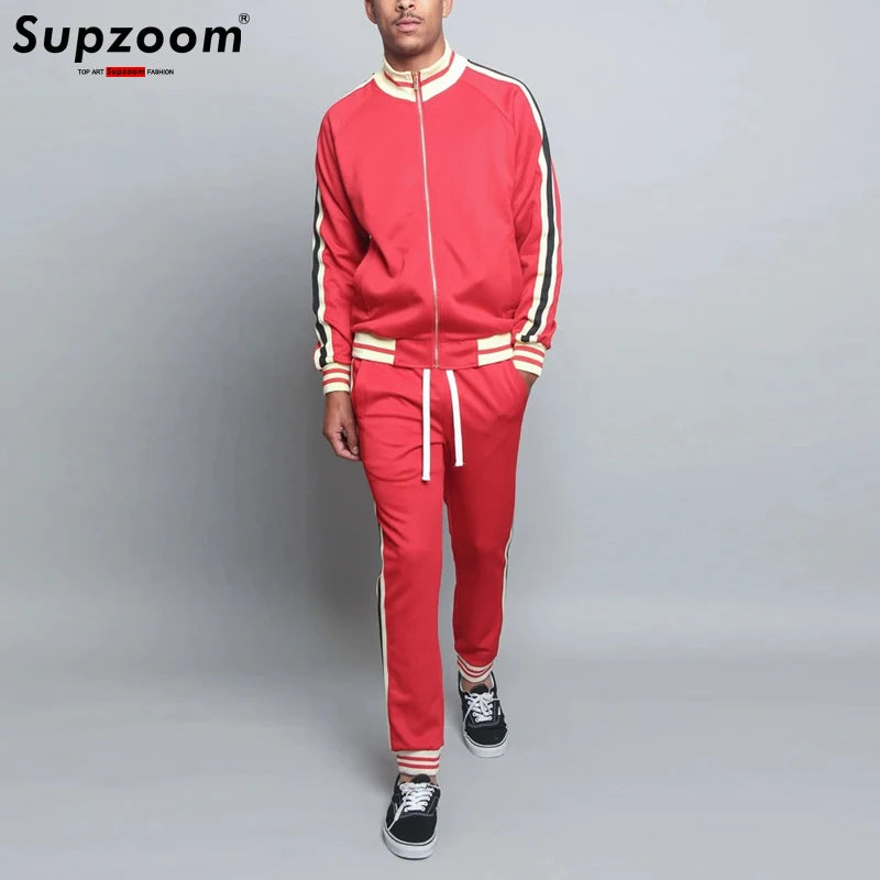 Supzoom New Arrival Top Fashion Leisure Uniform Autumn And Winter Couples Casual Striped Sports Running Sportswear Men Set.