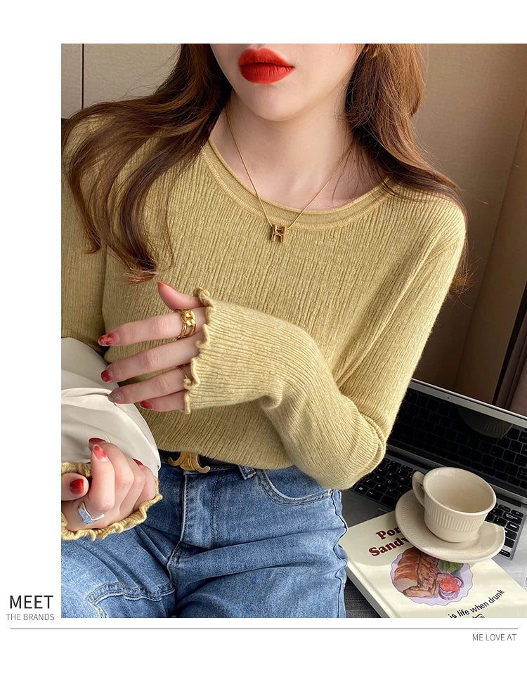 2025Oansatz Rippen Langarm Koreanische Dünne Weibliche Pullover Frauen Pullover Stricken Weiche Jumper Tops Geraffte Herbst Winter Tops.