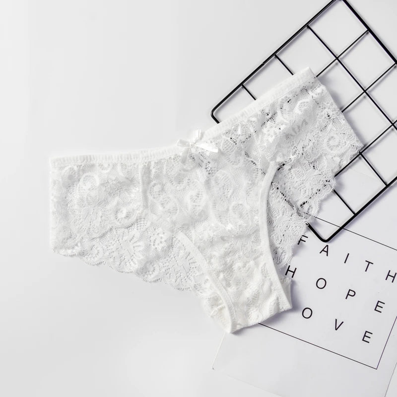 Fashion Sexy Panties Comfortable Briefs Exquisite Crotchless Shorts Solid Lingerie Lace Bow Thong Hollow Out Women Underwear.