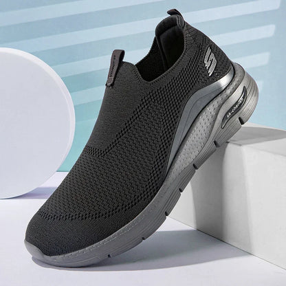 Men's Sports Running Shoes Fashion Breathable Cotton Shoelaces Increased Heel Sneakers Mesh Casual Sports Shoes.