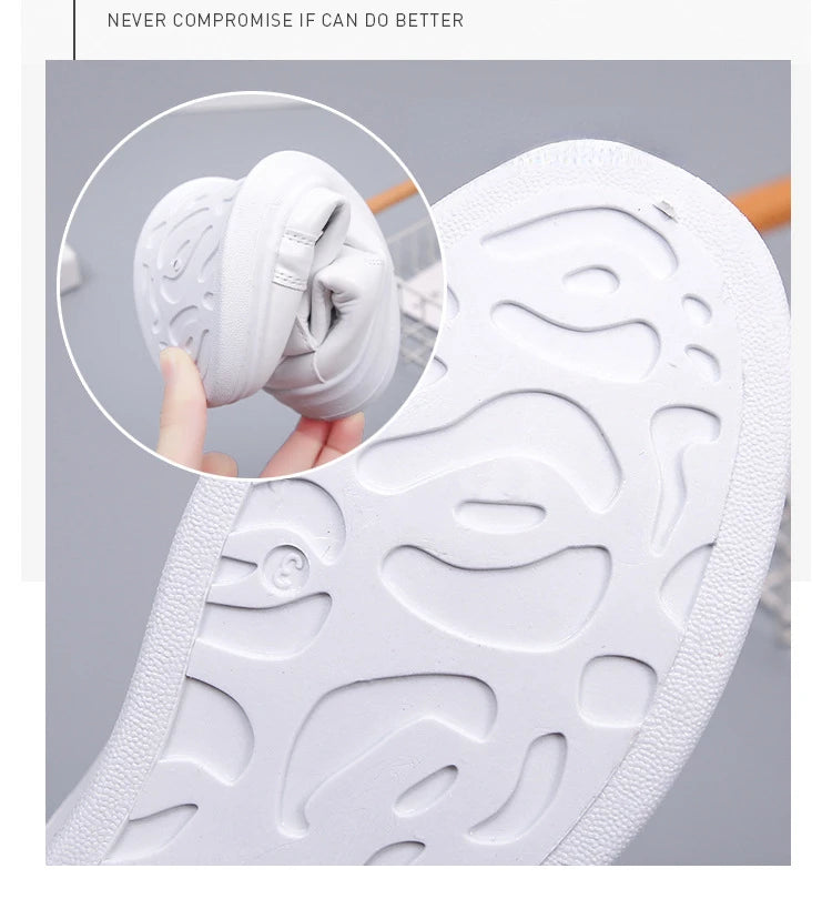 Spring Women Casual Shoes White Breathable Embroidered Flower Lace-Up Women Sneakers Fashion Korean version Women Tennis shoes.