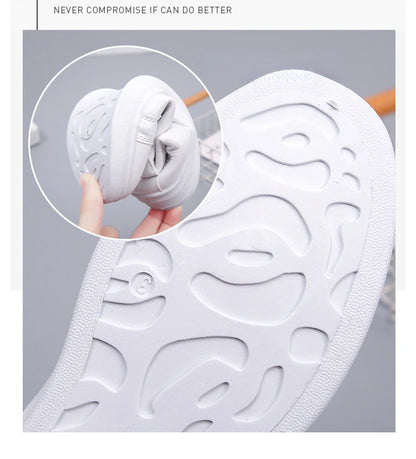 Spring Women Casual Shoes White Breathable Embroidered Flower Lace-Up Women Sneakers Fashion Korean version Women Tennis shoes.