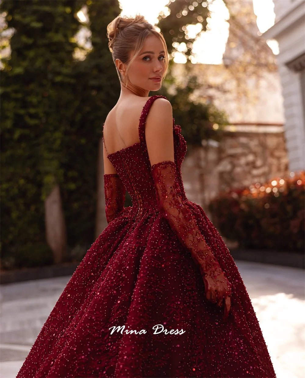 Mina Maßgeschneiderte Perlen, luxuriöse Damen-Abendkleider für besondere Anlässe, quadratischer Führer, rückenlang, Party, elegante Frau, Abschlussball.