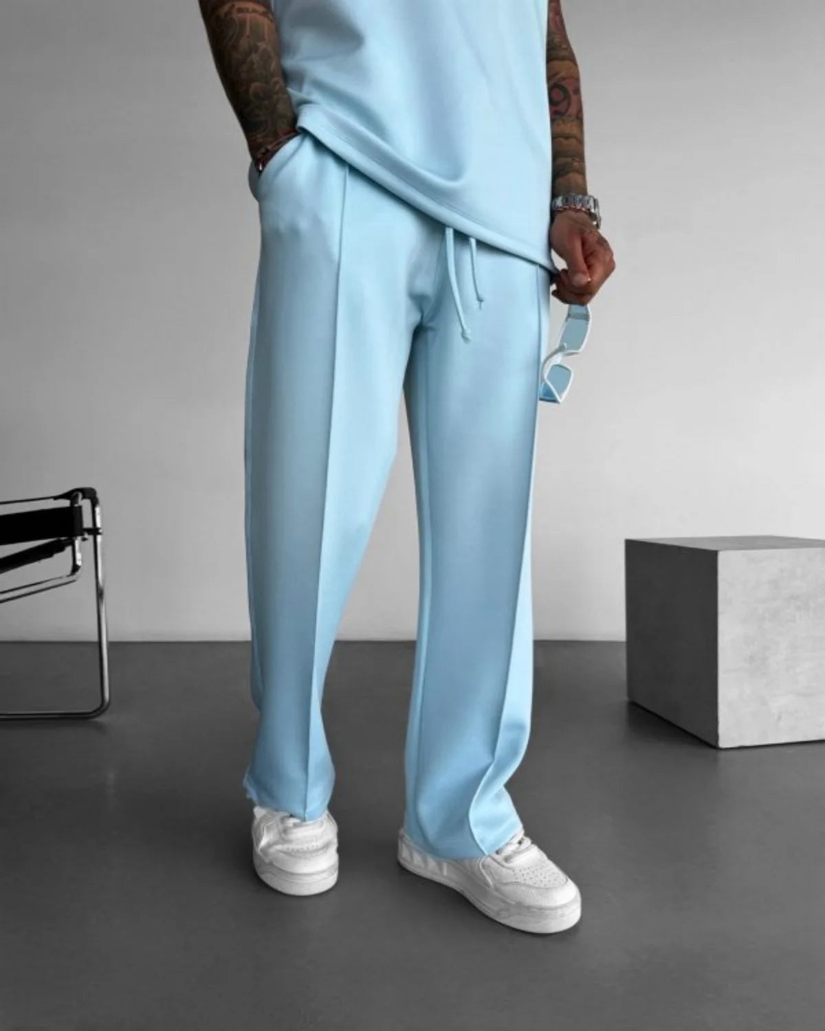 2025 Spring and summer men's new four seasons loose straight tube sports casual pants comfortable suit pants drawstring waistban.