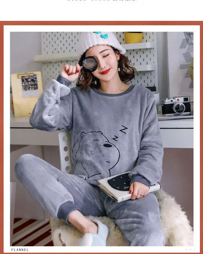 Thickened Warm Sleepwear for Winter Flannel O-Neck Girl Loungewear 2PCS Set Ladies Pajamas Long Sleeves Cartoon Bear Loungewear.